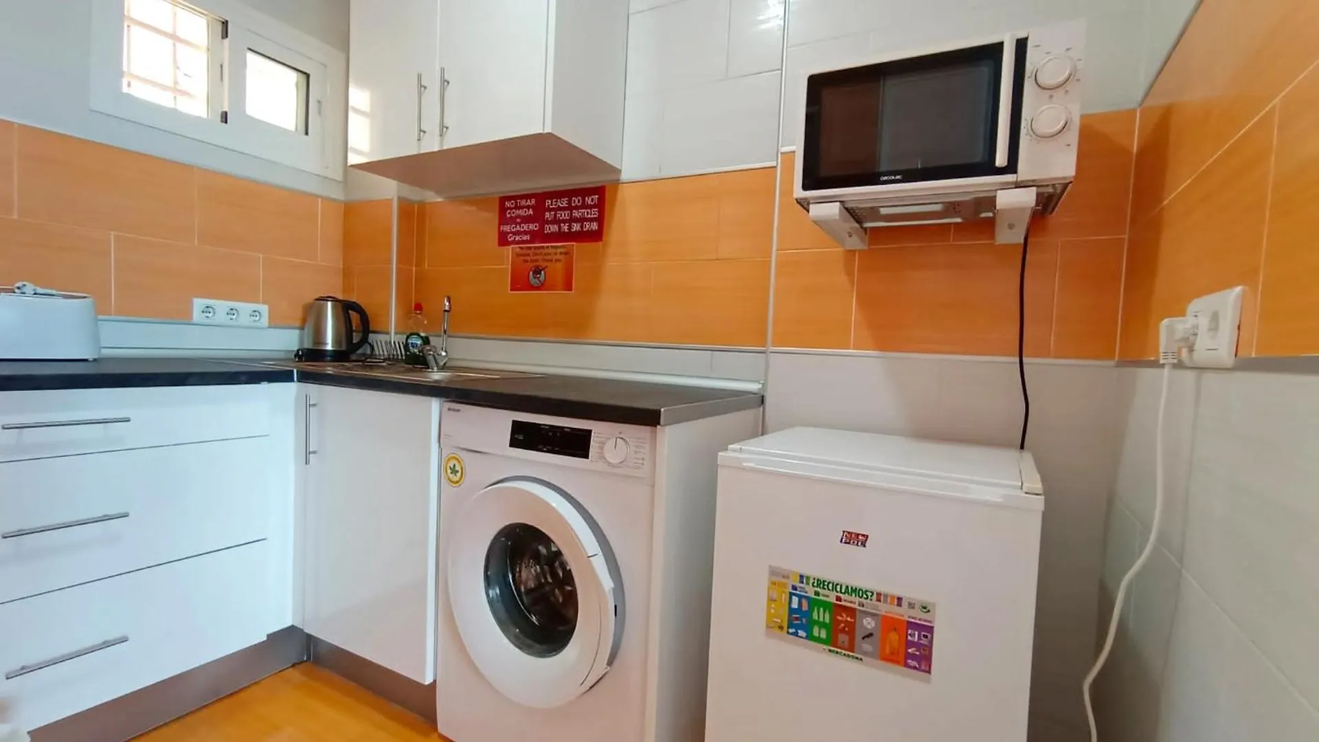 Agata Views Apartment Benalmadena 0*,